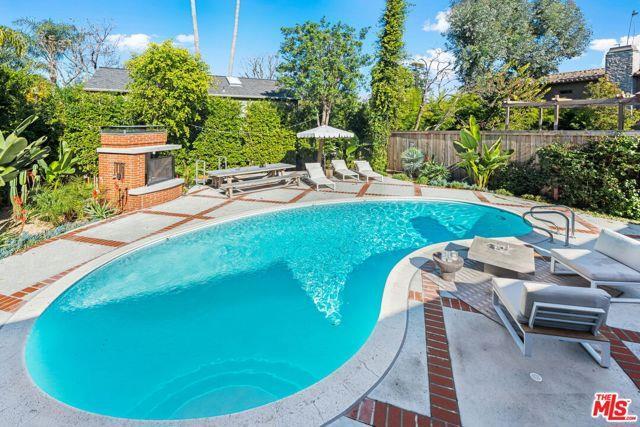 Photo - 4247 Sespe Ave