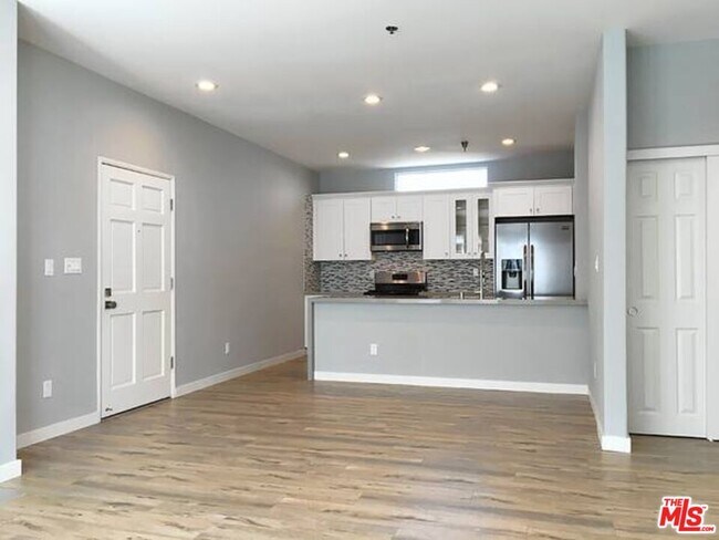 Photo - 10560 Santa Monica Blvd Unit 205