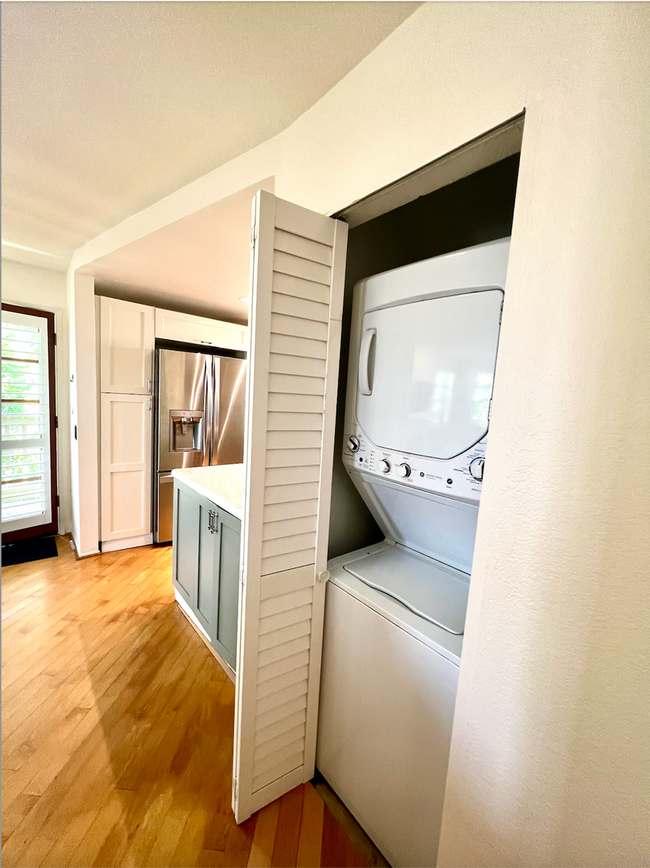 Top-Floor Old Town Gem with Stunning Views... - Top-Floor Old Town Gem with Stunning Views... Condo