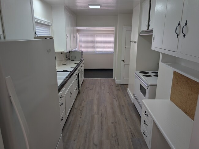 Photo - 1007 Pacific St Unit A