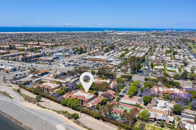 Building Photo - South Huntington Beach Rental