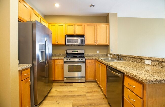 Photo - Stylish & Spacious Courtyard-Facing Condo in the Heart of Gaslamp