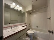 Photo - 2534 Roxy St