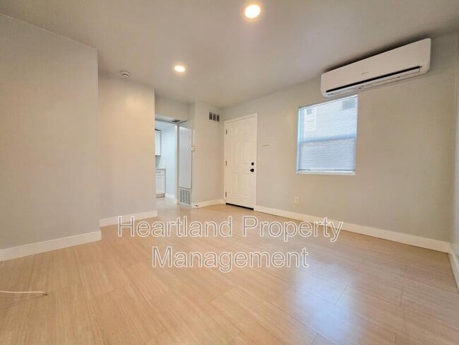 Photo - 572 El Cajon Blvd