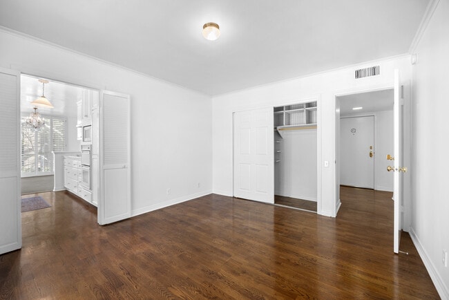 Photo - 2301 S Beverly Glen Blvd Unit 301