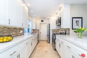 Photo - 16915 Lanark St House