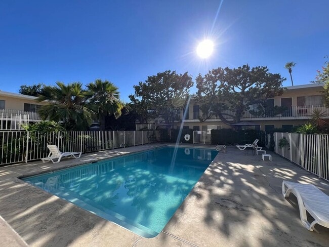 Photo - 14024 Oxnard St Unit 24