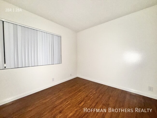 Photo - 15040 Vanowen St Unit 306