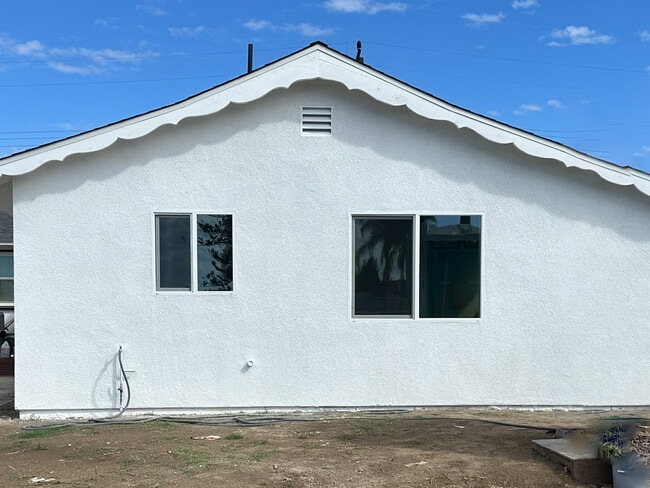 Building Photo - 237 Brucker Rd W Unit 2,  2
