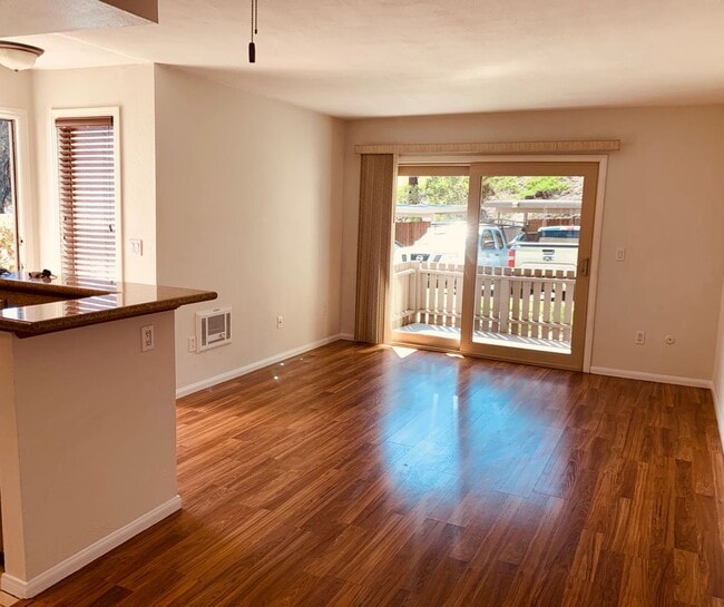 Photo - Gated Oceanside 1BR – Pool, Spa, Parking + Water/Trash Included! Won’t Last!