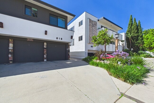 Photo - Fifth Street Apartments