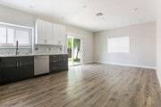 Photo - 10938 Nettleton St House