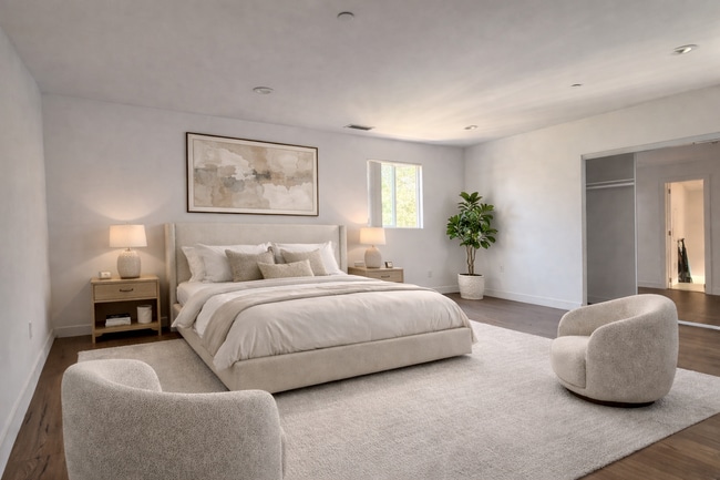 Photo - 3527 3/4 Siskiyou St