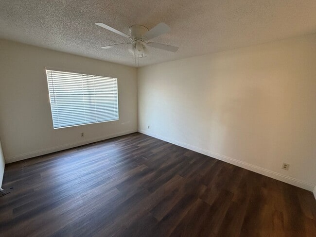 Photo - 2687 Phipps Ave Unit #D