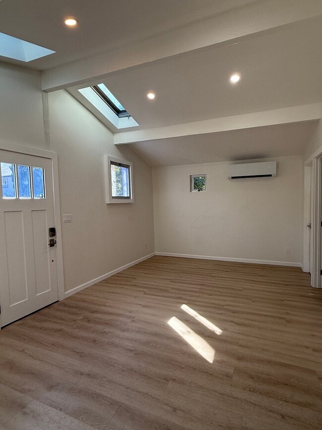 Photo - 237 San Juan Ave