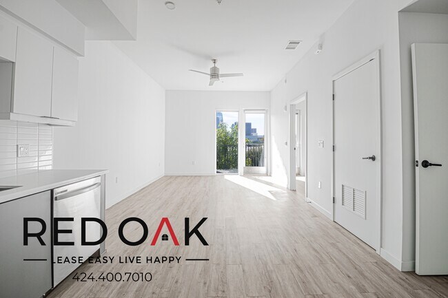 Photo - 1100 W Temple St Unit 308