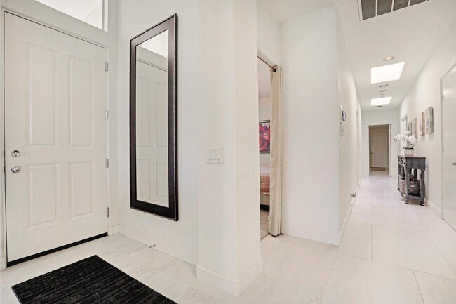 Photo - 371 Indian Ridge Dr