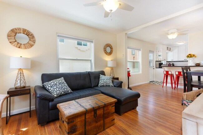 Photo - 716 Dover Ct House