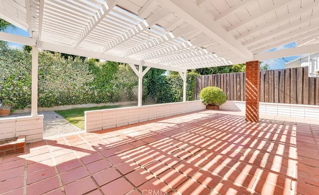 Photo - 18212 Sunburst St