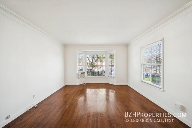 Photo - 7758 Rosewood Ave