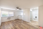 Photo - 5541 Newcastle Ave Apartment Unit 21
