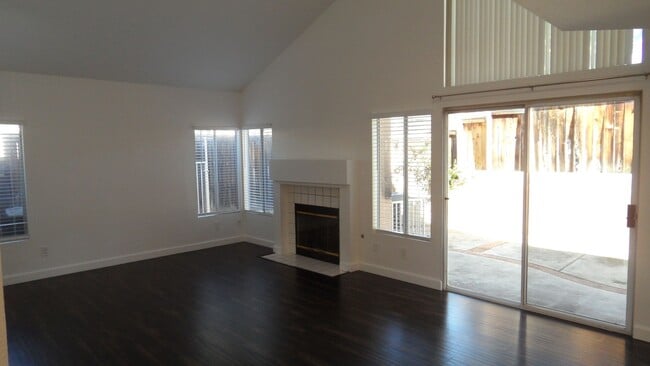 Photo - End-Unit 3BR 2.5BA Townhome w/ 2 Car Attached Garage