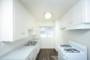 Photo - Whitsett Courtyard Apartments