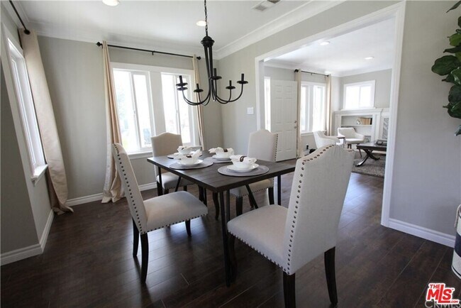 Photo - 3807 W 59th Pl