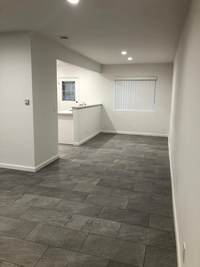 Dining Room - 319 Mariposa Ave Unit A