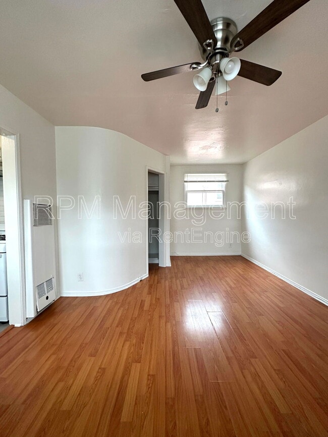 Photo - 1737 N Sycamore Ave Condo Unit 205