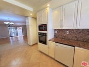 Photo - 4365 McLaughlin Ave