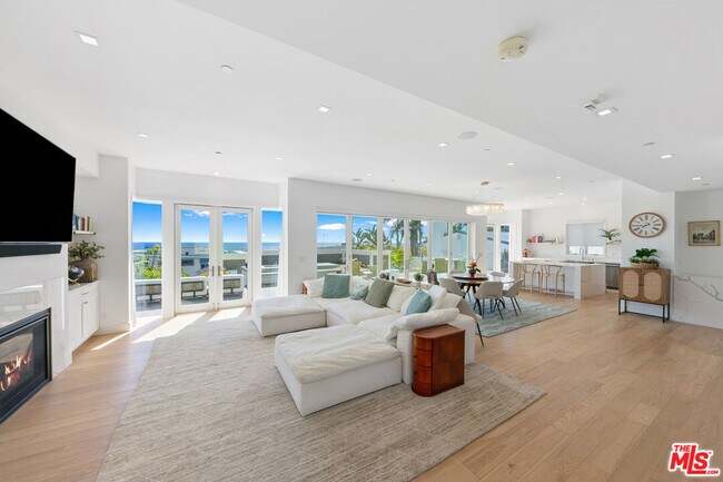 Photo - 25157 Malibu Rd