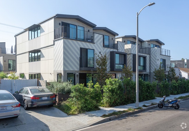 Photo - Haven Coliving - Venice - West of Lincoln