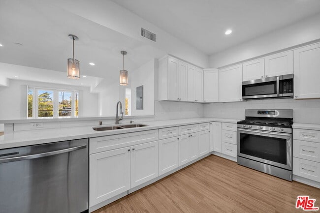 Photo - 4114 Vantage Ave Unit 204