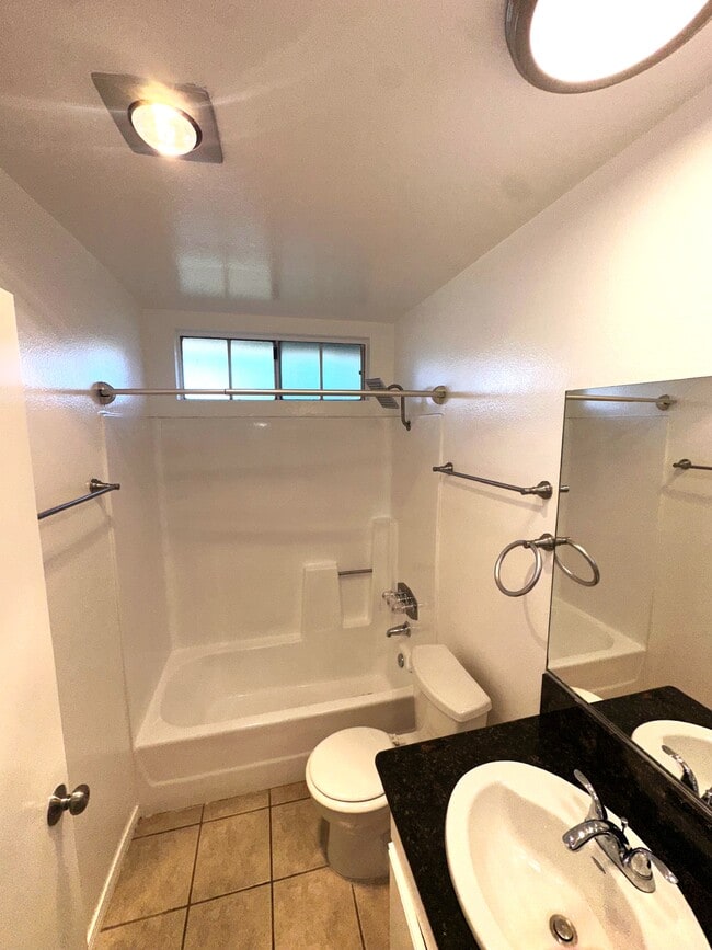 Photo - 8722 Burton Way