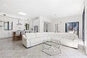 Photo - 1724 Bluff Pl