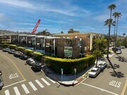 Photo - Experience La Jolla Living: Contemporary 3... Townhome