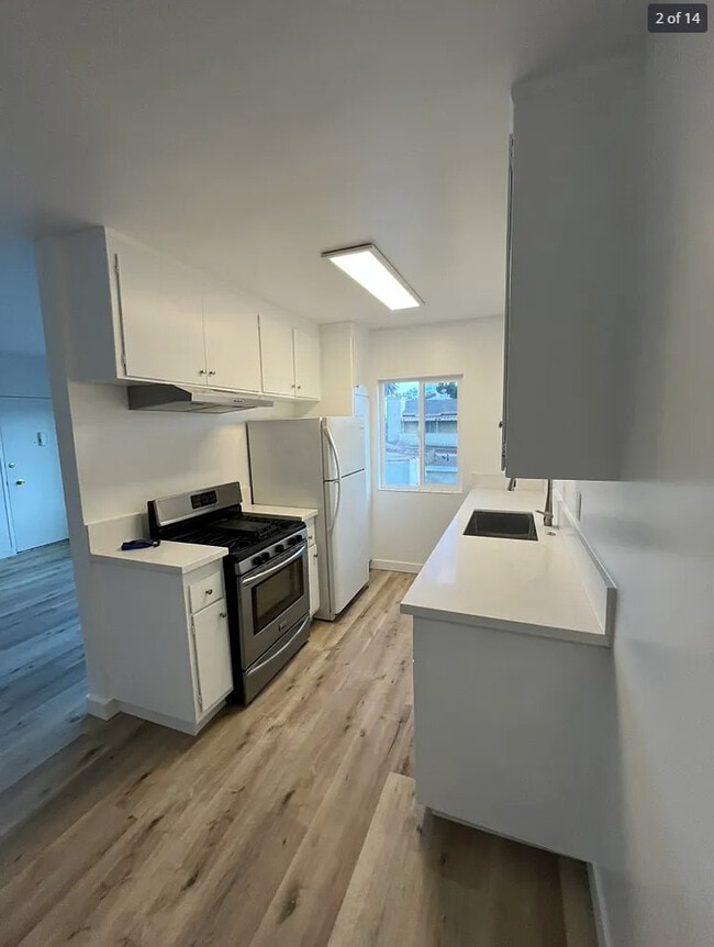 Photo - 3745 S Bentley Ave