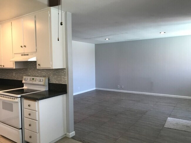 Photo - 73955 Shadow Mountain Dr