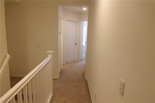 Photo - 15 Tulare Dr