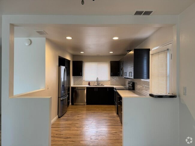 Building Photo - 4413 Mt Castle Ave Rental