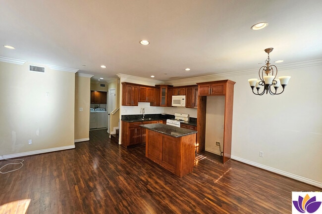 Photo - 1432 Ricardo St