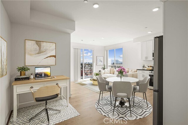 Photo - 11714 Archwood St Condo Unit 404