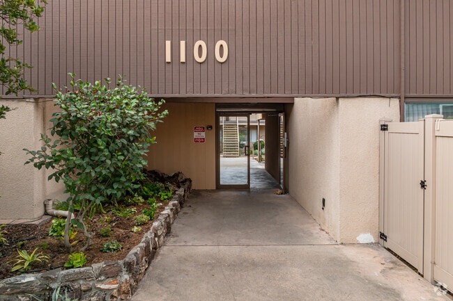 Entrance - The Huntington Sunset