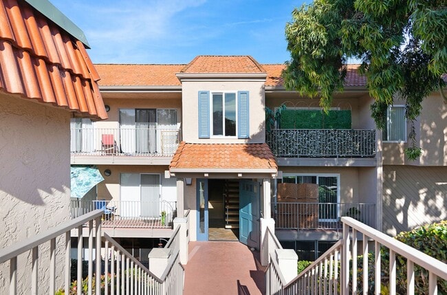 Beautiful 2Bd/2Ba Condo In Gated Community... - Beautiful 2Bd/2Ba Condo In Gated Community...