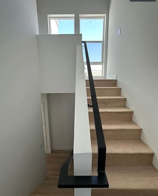 Photo - 4594 Harbinson Ave