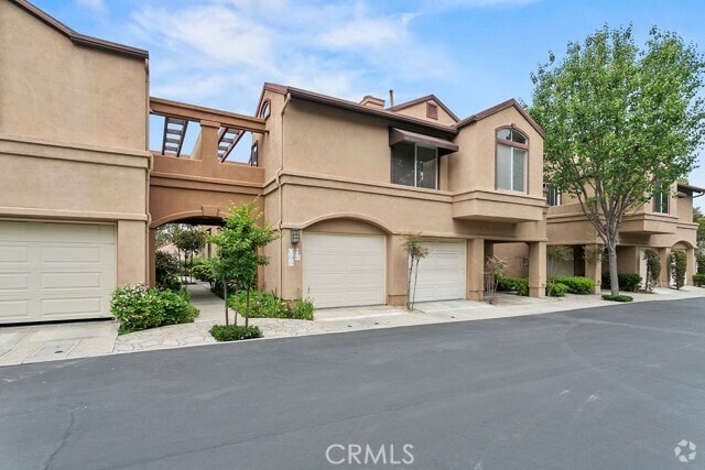 Building Photo - 9 Silvertide Dr Rental