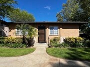 Photo - 2002 Calle La Sombra