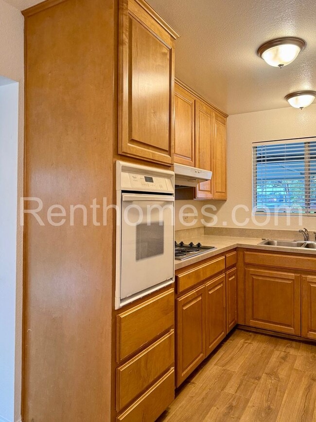 Photo - 5511 Chandler Dr