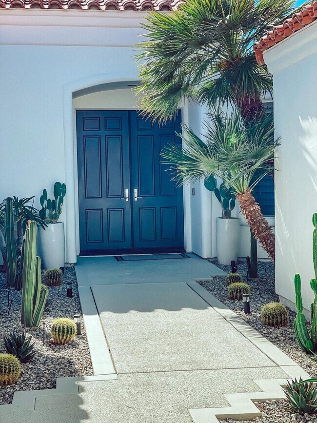 Photo - 79835 Sandia